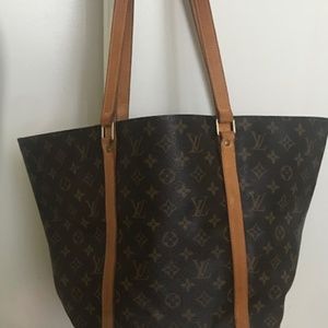 Louis Vuitton Tote